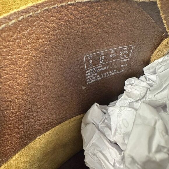 Clark’s Wheat Suede Leather Chukka Boots Men’s Size 10M - Picture 3 of 9